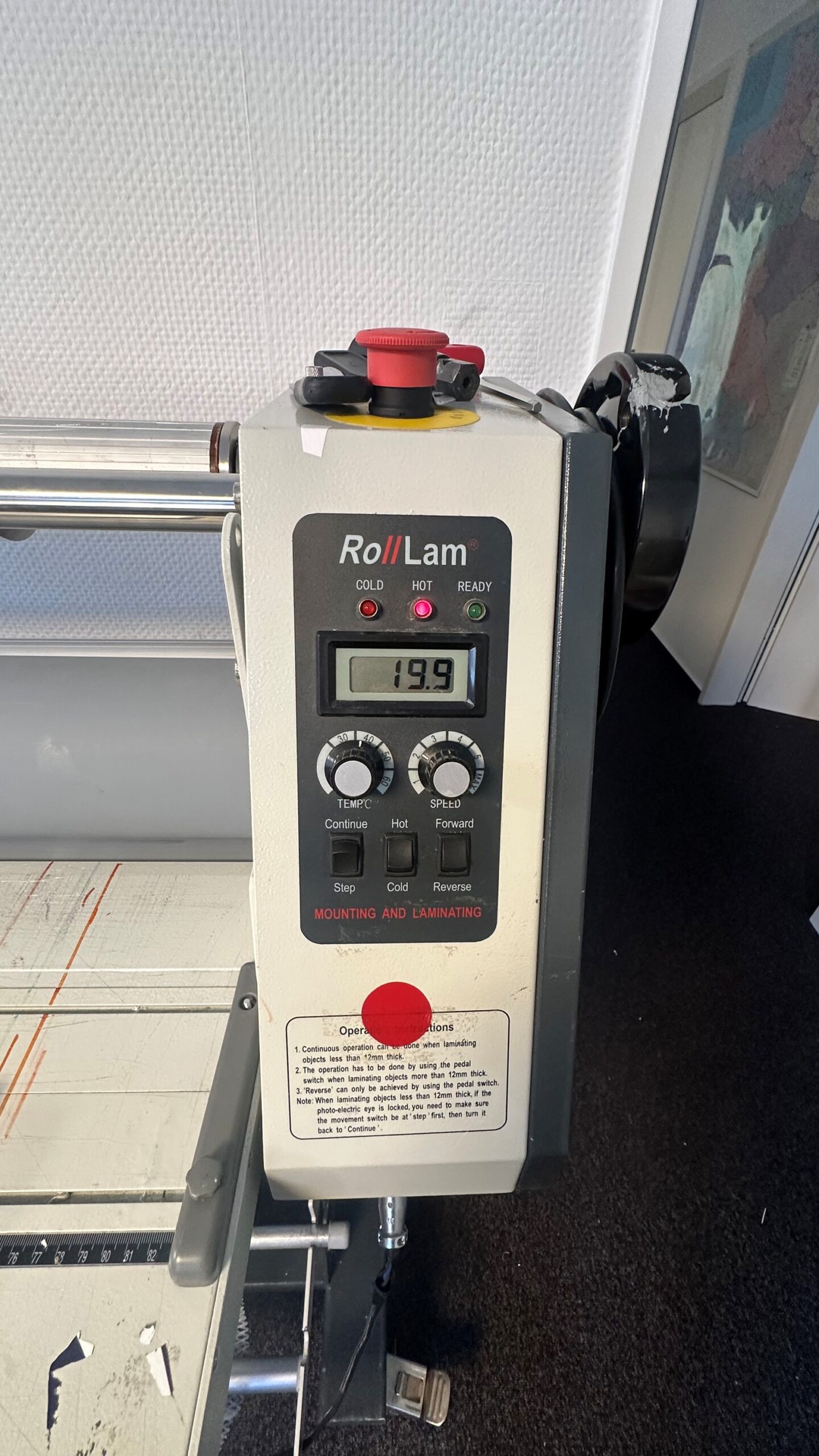 Mimaki CJV150-107 Solventdrucker + Roll Lam Laminator – Bild 4